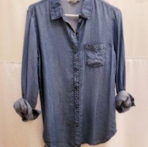 L.O.G.G. button down top with stretch, denim look